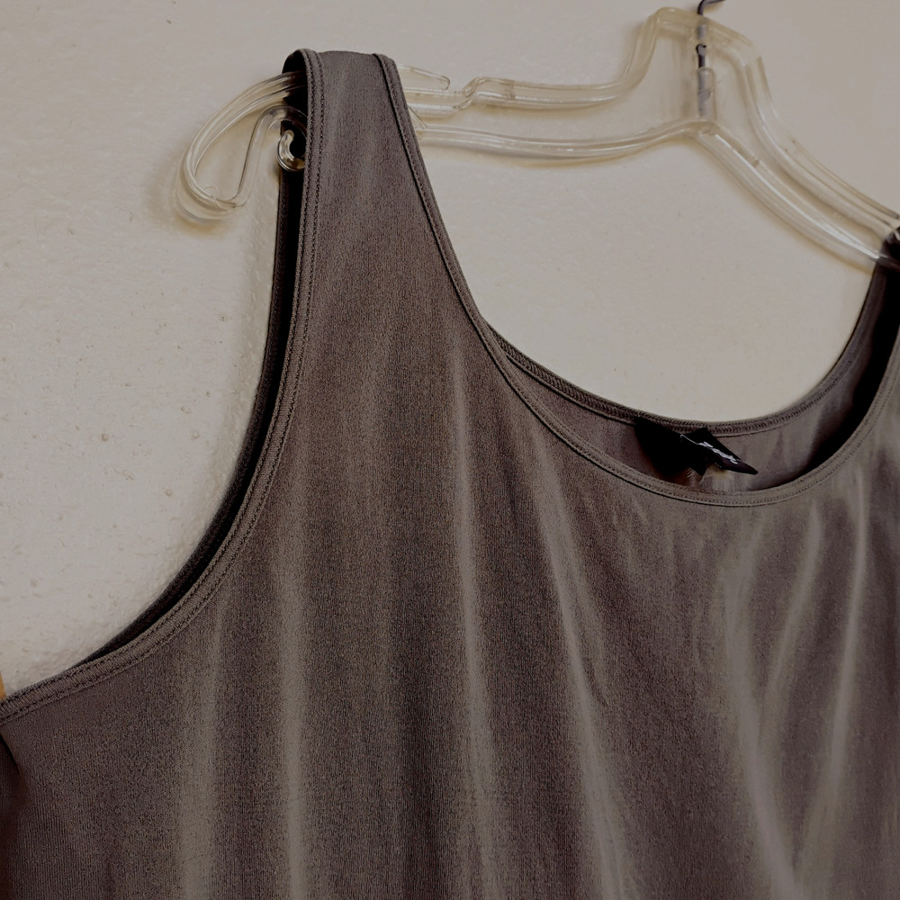 Eileen Fisher 100% Silk Olive Brown Top ~ Size LP - Picture 3 of 6